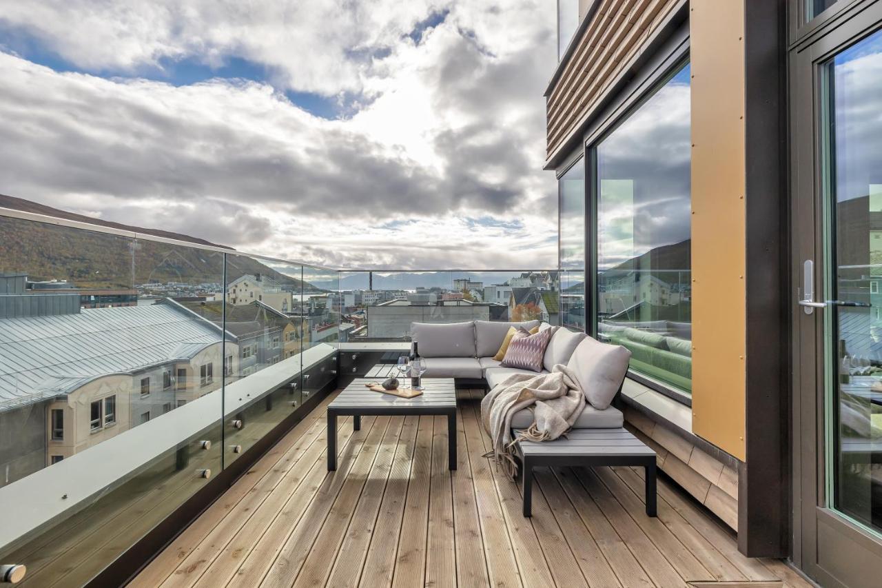 Penthouse In Downtown Tromso Newアパートメント エクステリア 写真