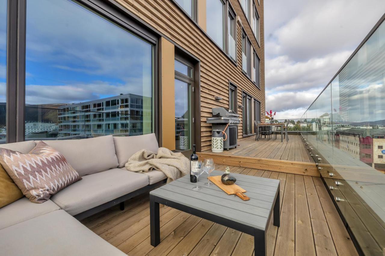 Penthouse In Downtown Tromso Newアパートメント エクステリア 写真