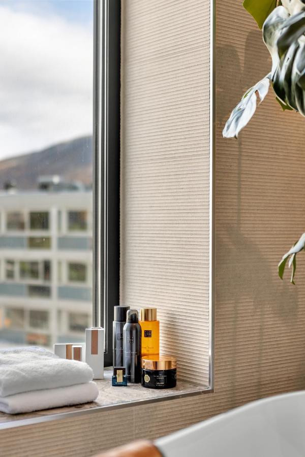 Penthouse In Downtown Tromso Newアパートメント エクステリア 写真
